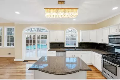 1 Crystal Court, Smithtown, NY 11787 - Photo 20