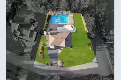 1 Crystal Court, Smithtown, NY 11787 - Photo 4