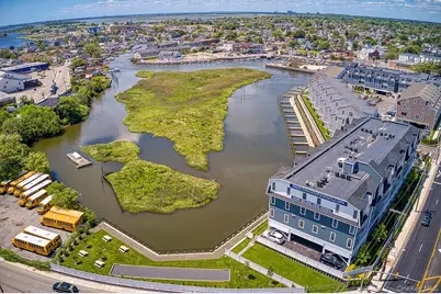 121 Marina Pointe Drive #121, East Rockaway, NY 11518 - Photo 24
