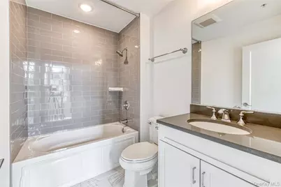 121 Marina Pointe Drive #121, East Rockaway, NY 11518 - Photo 22