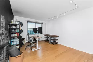 2500 Johnson Ave, Bronx, NY 10463 - Photo 12