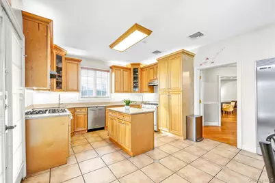 188 Bates Drive, Monsey, NY 10952 - Photo 8