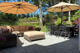 50 Hubbard Ln, Southampton, NY 11968 - Photo 4