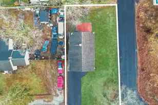 53 Hounslow Rd, Shirley, NY 11967 - Photo 18