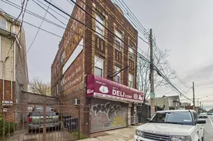 106-25 160th St, Jamaica, NY 11433 - Photo 2