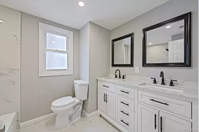 125 Boden Avenue, Valley Stream, NY 11580 - Photo 36