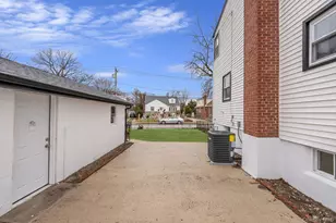 125 Boden Ave, Valley Stream, NY 11580 - Photo 44