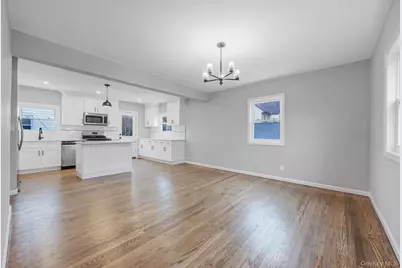 125 Boden Avenue, Valley Stream, NY 11580 - Photo 8