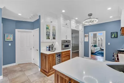 106 Freeport Avenue, Point Lookout, NY 11569 - Photo 18