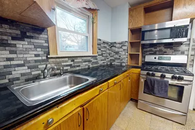 9456 199th Street, Hollis, NY 11423 - Photo 10