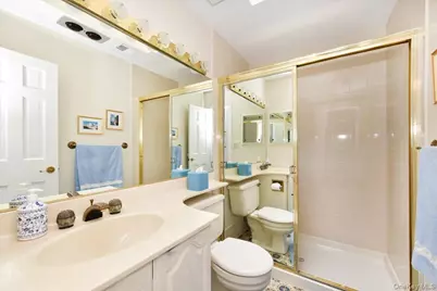 10 Southgate Circle, Massapequa Park, NY 11762 - Photo 26