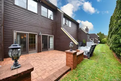 10 Southgate Circle, Massapequa Park, NY 11762 - Photo 30