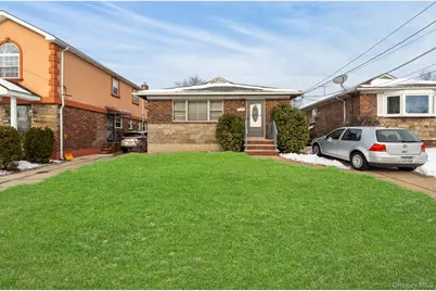 243-19 129th Avenue, Rosedale, NY 11422 - Photo 14