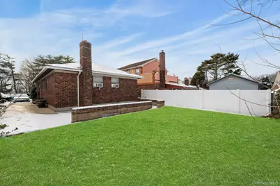 243-19 129th Avenue, Rosedale, NY 11422 - Photo 18