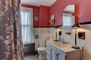 205 Hempstead Ave, Malverne, NY 11565 - Photo 38