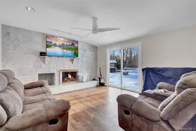 4 Halliday Road, Coram, NY 11727 - Photo 12