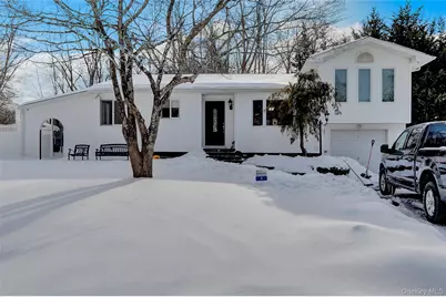 4 Halliday Road, Coram, NY 11727 - Photo 2