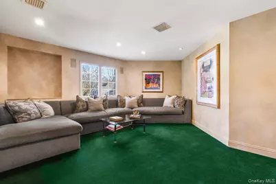 51 Club Pointe Drive, White Plains, NY 10605 - Photo 24