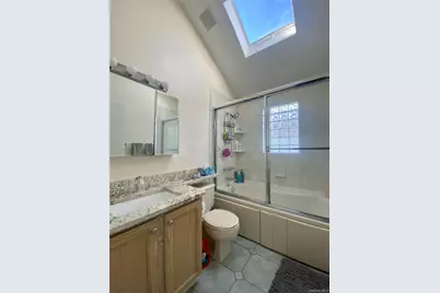 641 E Olive Street #upper, Long Beach, NY 11561 - Photo 2