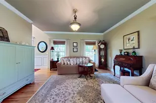 28 Madison Ct, Middletown, NY 12589 - Photo 8