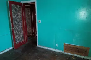 130-31 218th St, Springfield Gardens, NY 11413 - Photo 8