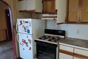 130-31 218th St, Springfield Gardens, NY 11413 - Photo 6