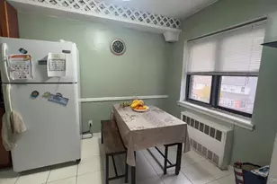 61-26 160th St, Fresh Meadows, NY 11365 - Photo 16