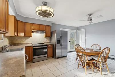 361 Decatur Avenue, Shirley, NY 11967 - Photo 28