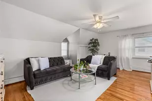 26 Community Rd, Bay Shore, NY 11706 - Photo 16