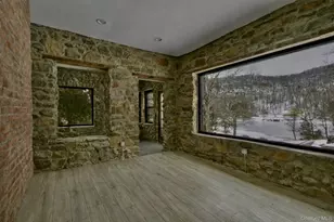 21 Bird Hill Rd, Tomkins Cove, NY 10986 - Photo 18