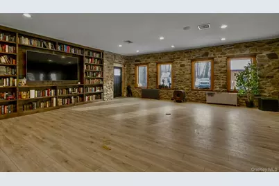 21 Bird Hill Road, Tomkins Cove, NY 10986 - Photo 10