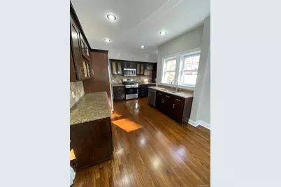 321 Hayward Avenue, Mount Vernon, NY 10552 - Photo 10