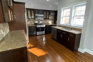 321 Hayward Ave, Mount Vernon, NY 10552 - Photo 10