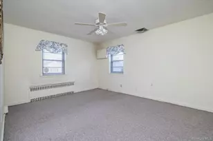 360 Raymond St, Rockville Centre, NY 11570 - Photo 20