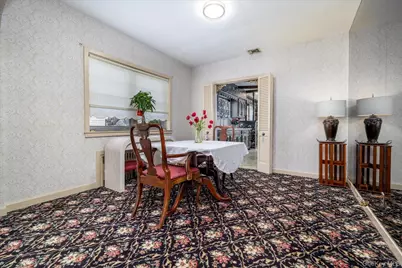 360 Raymond Street, Rockville Centre, NY 11570 - Photo 16