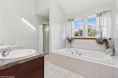 10 Willys Court, Rock Tavern, NY 12575 - Photo 32