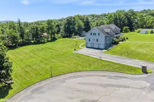 10 Willys Ct, Rock Tavern, NY 12575 - Photo 4