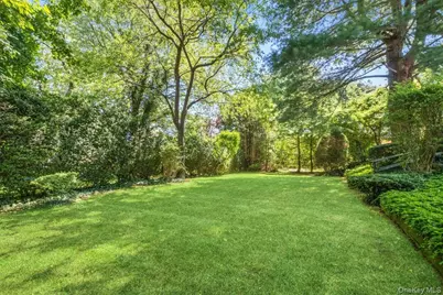 168 Waverly Road, Scarsdale, NY 10583 - Photo 22