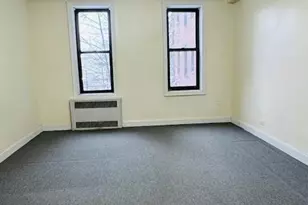 92-05 Whitney Ave, Elmhurst, NY 11373 - Photo 4