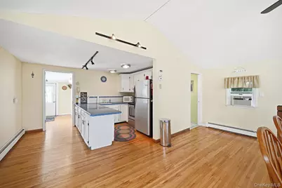 8 Wendy Way, Warwick, NY 10925 - Photo 10