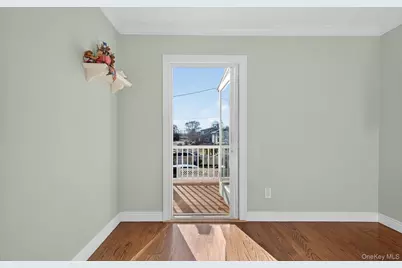 306 Bayville Avenue, Bayville, NY 11709 - Photo 22