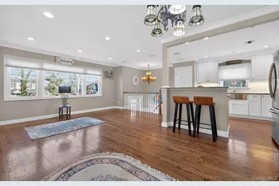 306 Bayville Avenue, Bayville, NY 11709 - Photo 14