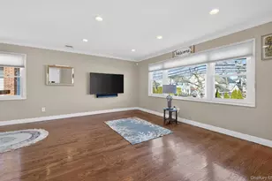 306 Bayville Ave, Bayville, NY 11709 - Photo 16