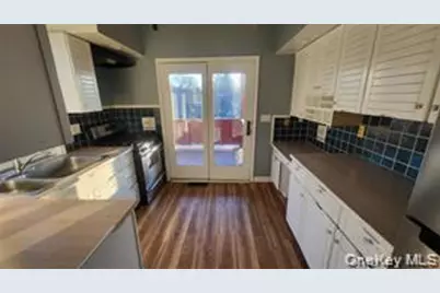 214 Church Street, Poughkeepsie, NY 12601 - Photo 1