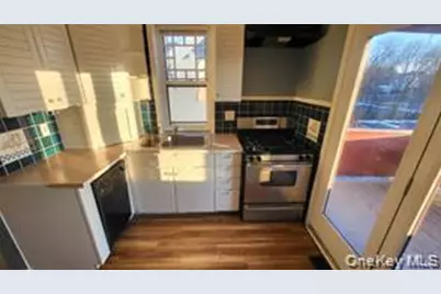 214 Church Street, Poughkeepsie, NY 12601 - Photo 2