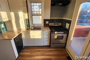 214 Church St, Poughkeepsie, NY 12601 - Photo 2