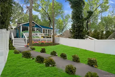 74 Richardson Avenue, East Hampton, NY 11937 - Photo 18