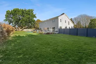 87 Gould St, East Hampton, NY 11937 - Photo 22