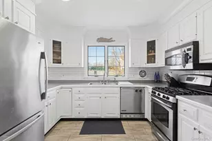 87 Gould St, East Hampton, NY 11937 - Photo 8