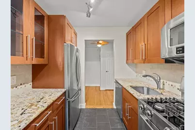 5610 Netherland Avenue #5G, Bronx, NY 10471 - Photo 4